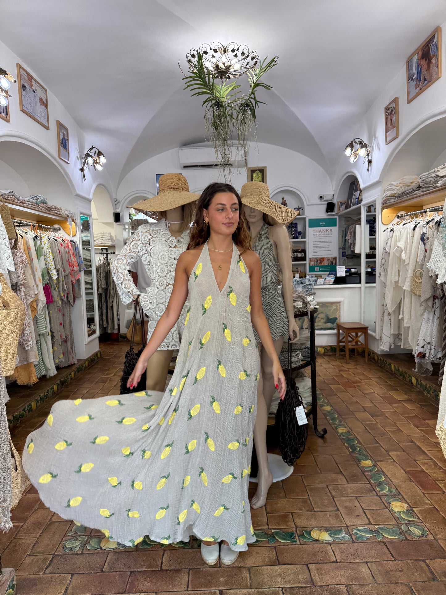 ABITO IN LINO GREZZO E MAXI LIMONI RICAMATI