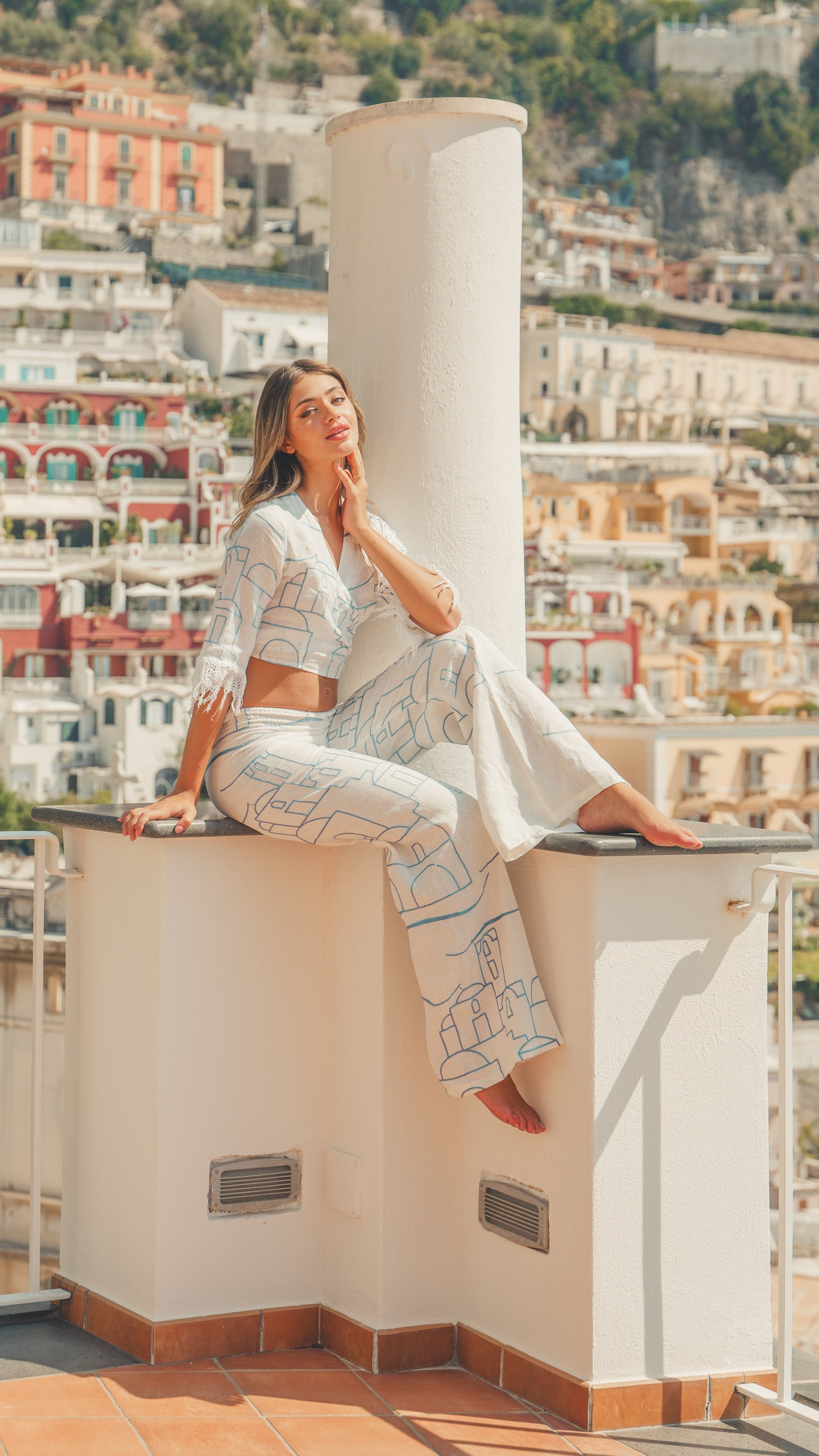 COMPLETO IN LINO RICAMATO MODA MARE POSITANO MADE IN ITALY