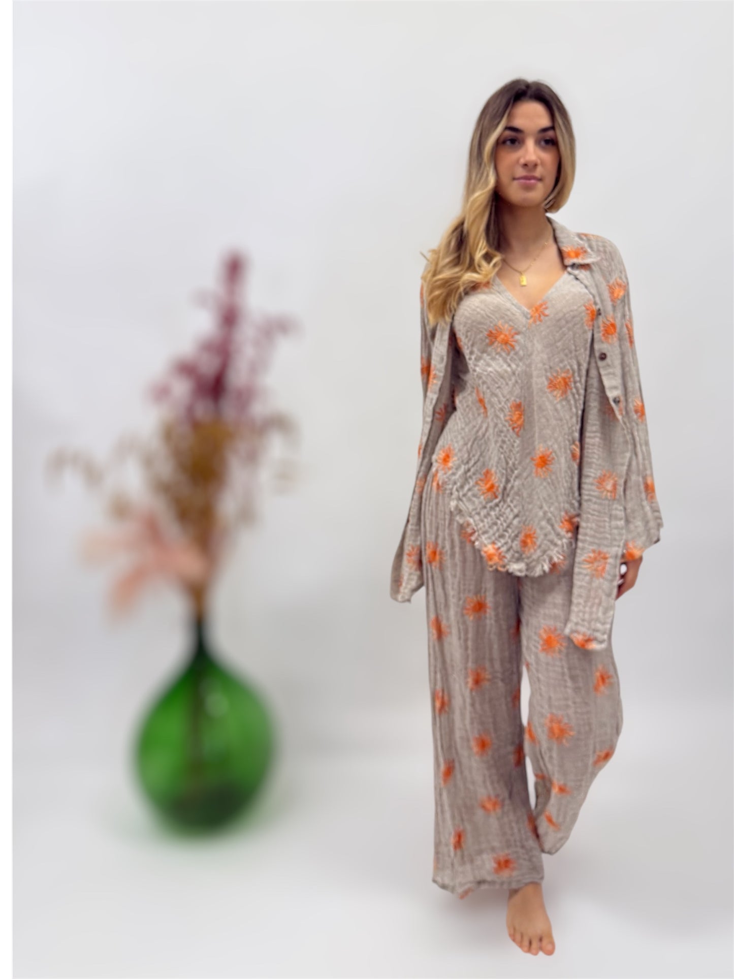 COMPLETO LINO GREZZO CON SOLI RICAMATI MODA MARE POSITANO