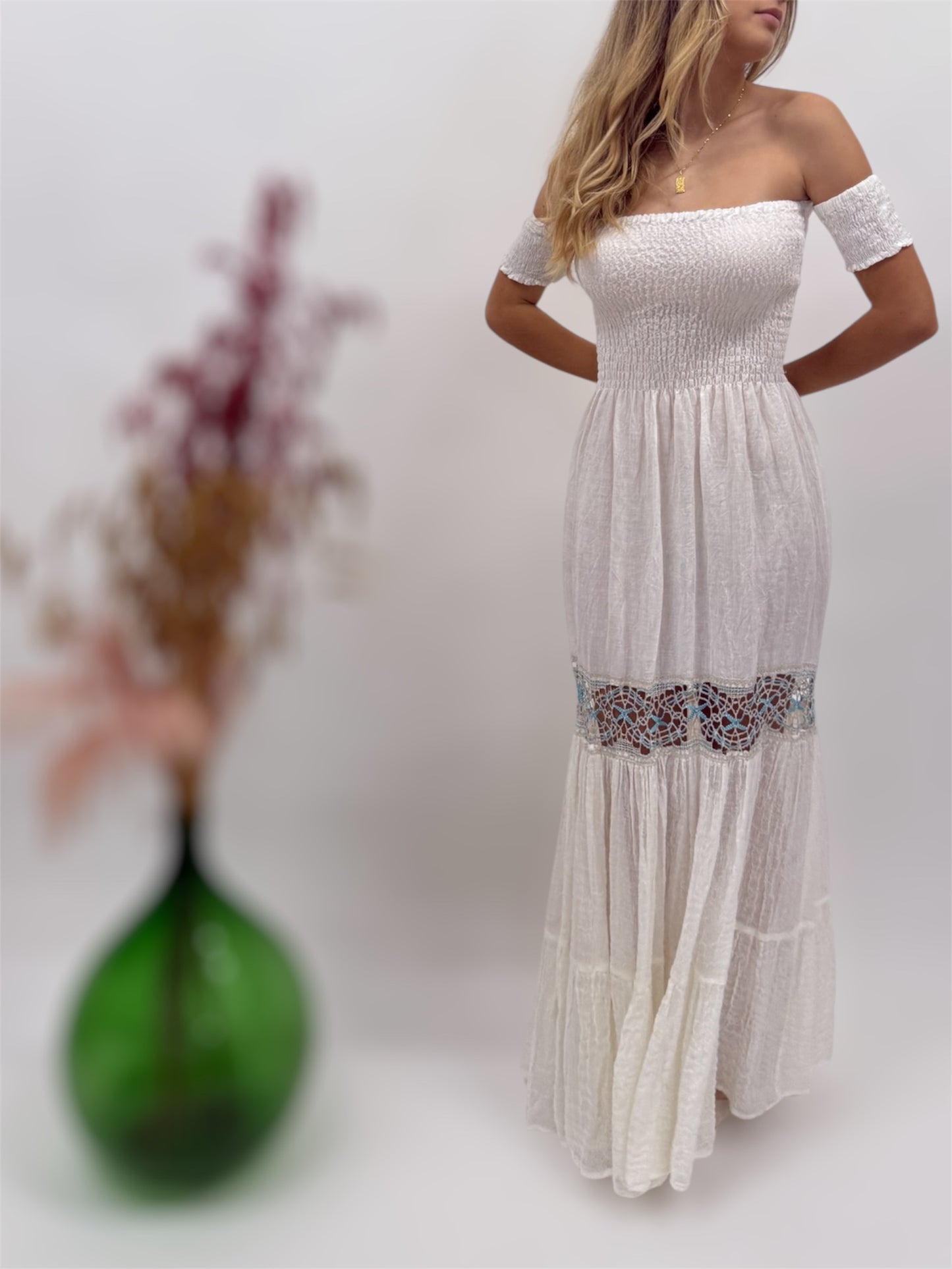 LINEN DRESS WITH LACE INSERTS MADE IN ITALY POSITANO BEACH FASHION