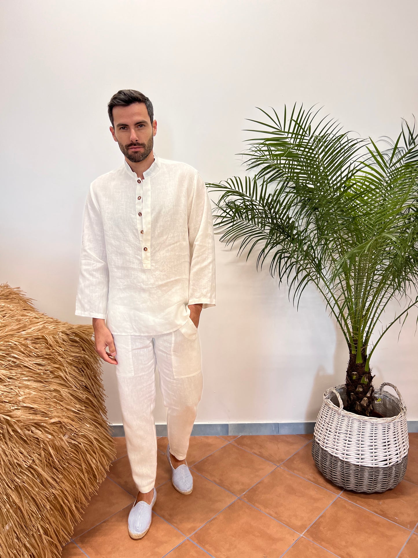 PURE WHITE LINEN TUNIC